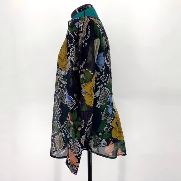 Cabi Snake Charmer Blouse # 3762, Floral and Snakeskin Print V-Neck Top, Medium - Picture 7 of 17